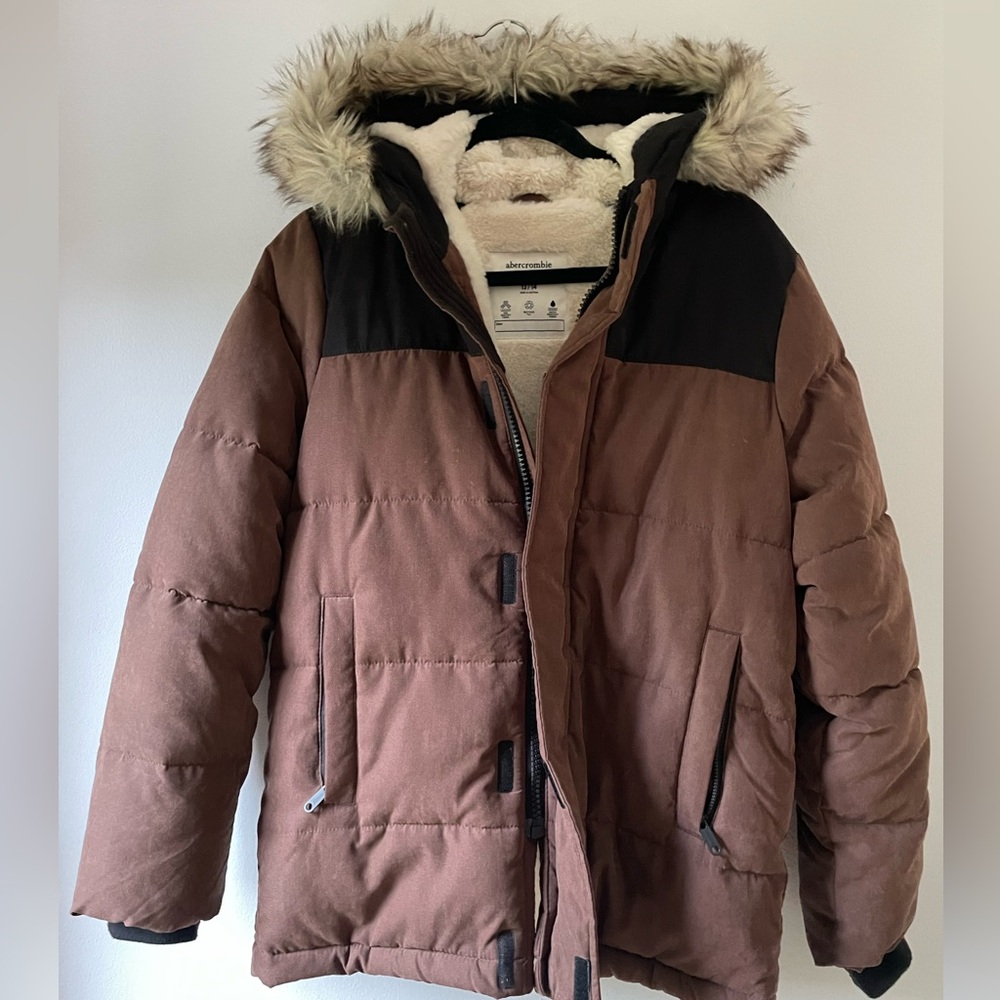Abercrombie kids parka with faux fur 13/14